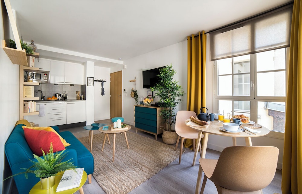 Le Logis Versaillais 15/26