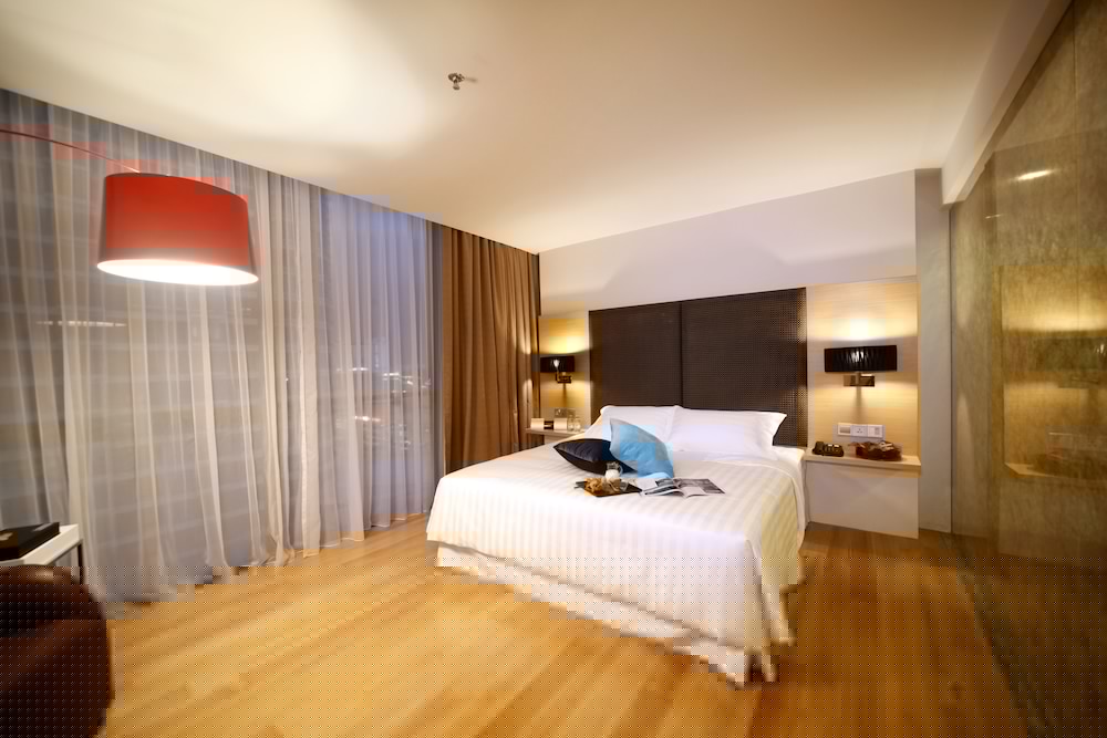Sunday Hotel Subang Formerly Empire Hotel 43/67