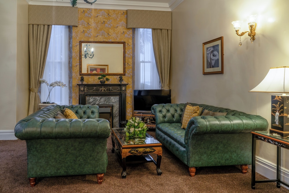 Royal Bath Hotel Bournemouth 43/61