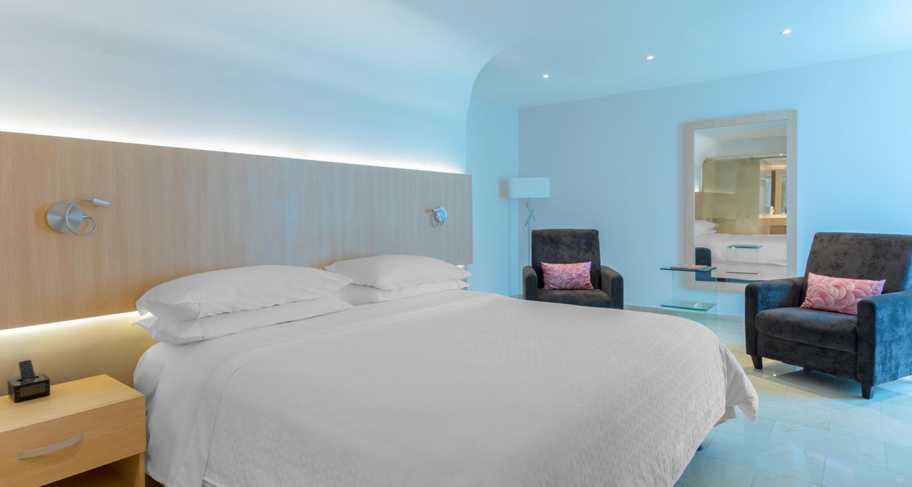 Guest Room, Traditional, King Bed