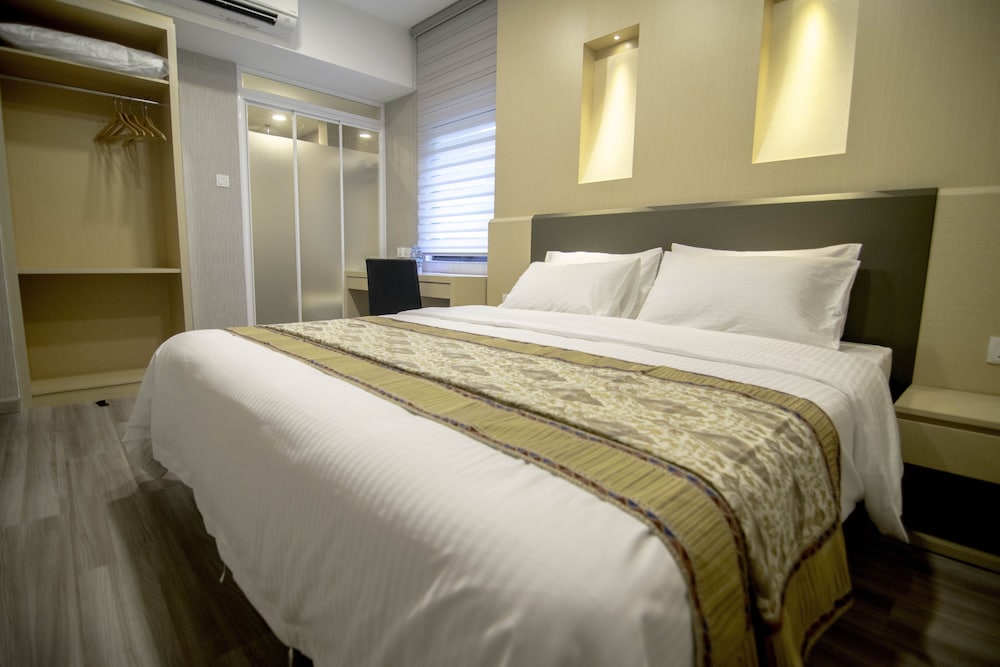 33 Boutique Hotel 15/30