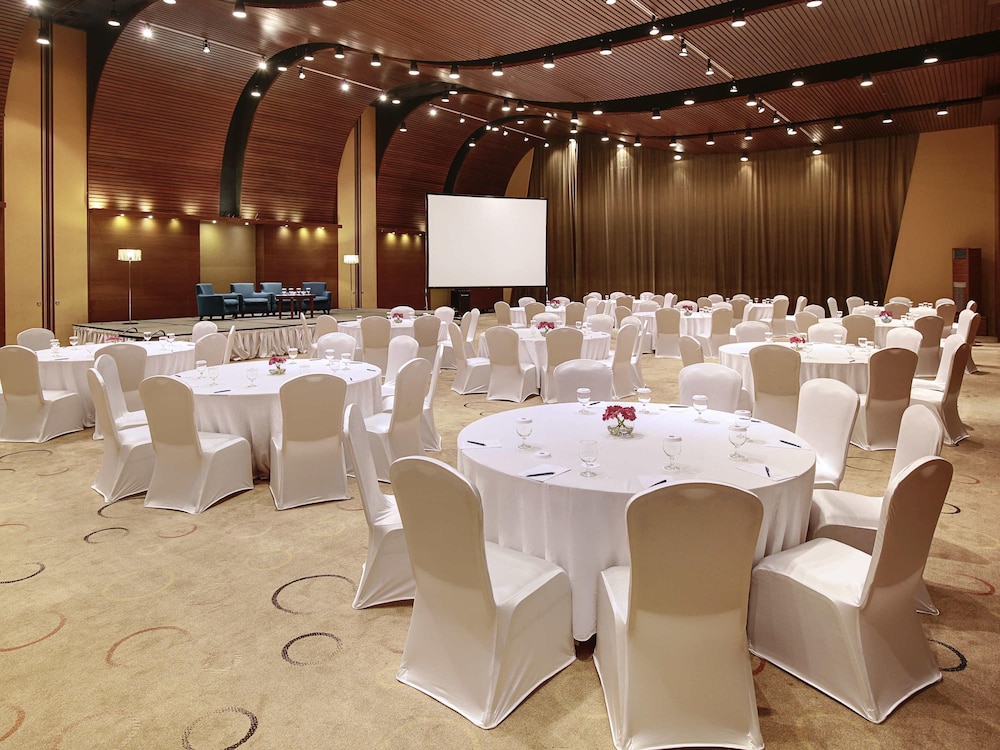 NOVOTEL BANDUNG 61/73
