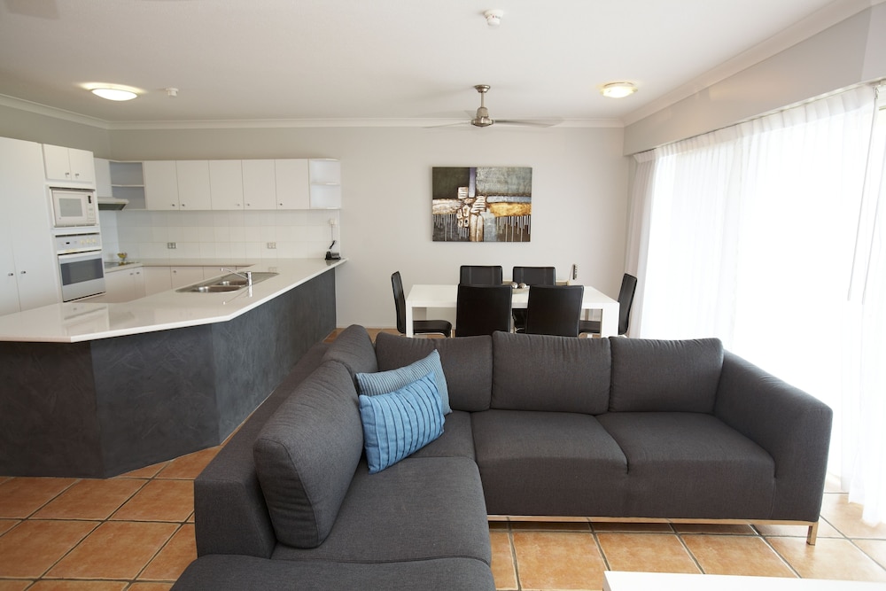 MARINERS NORTH HOLIDAY APARTMENTS 48/77
