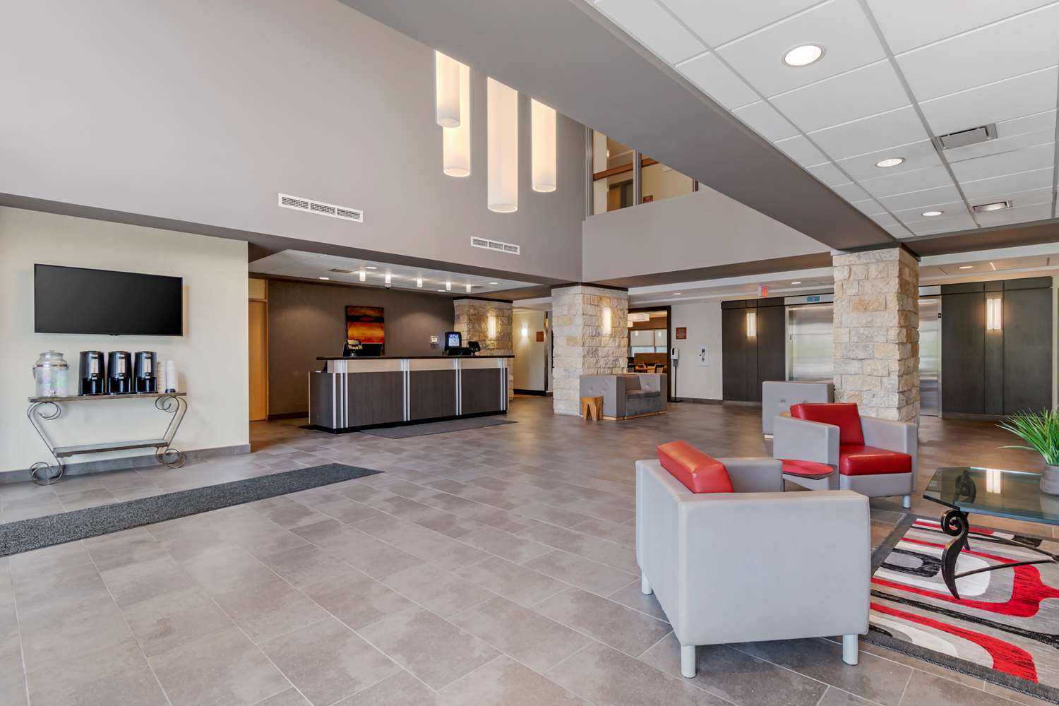 Best Western Plus Eastgate Inn Suites 4/27