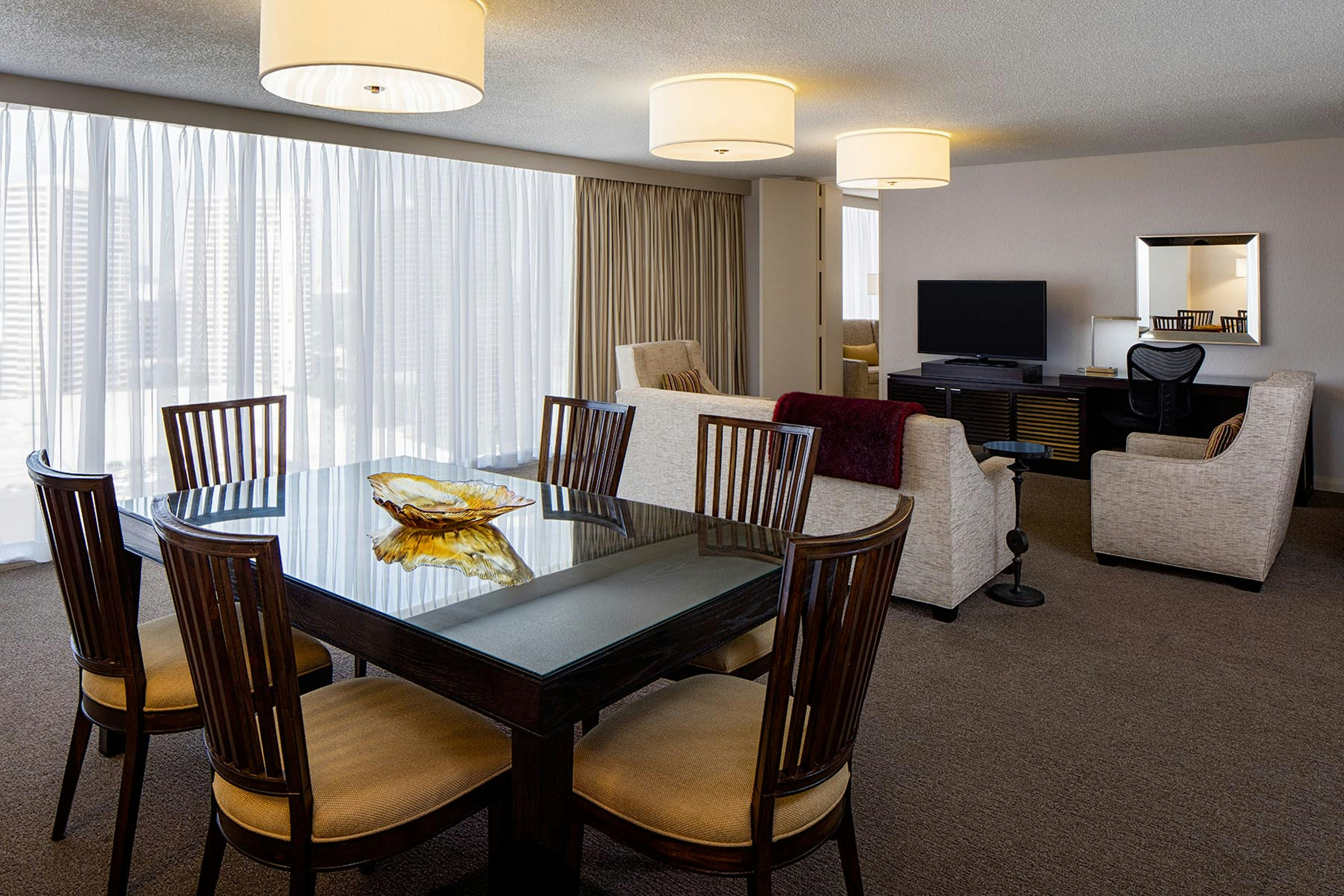 DoubleTree by Hilton Hotel Houston - Greenway Plaza 41/59