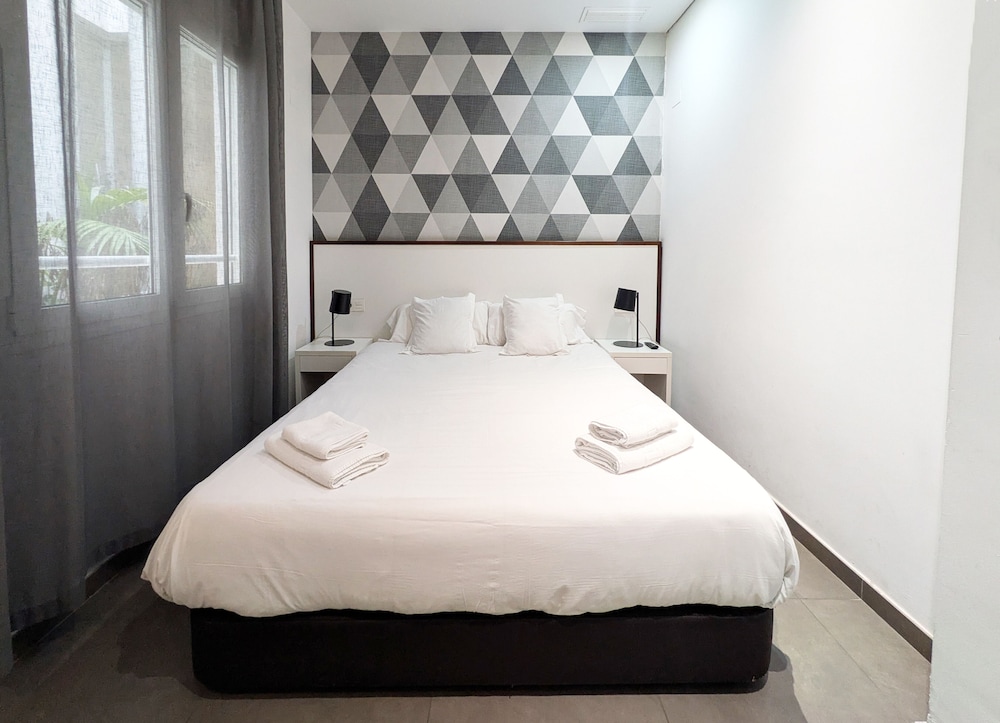 Flats Friends Soho Suites 18/64