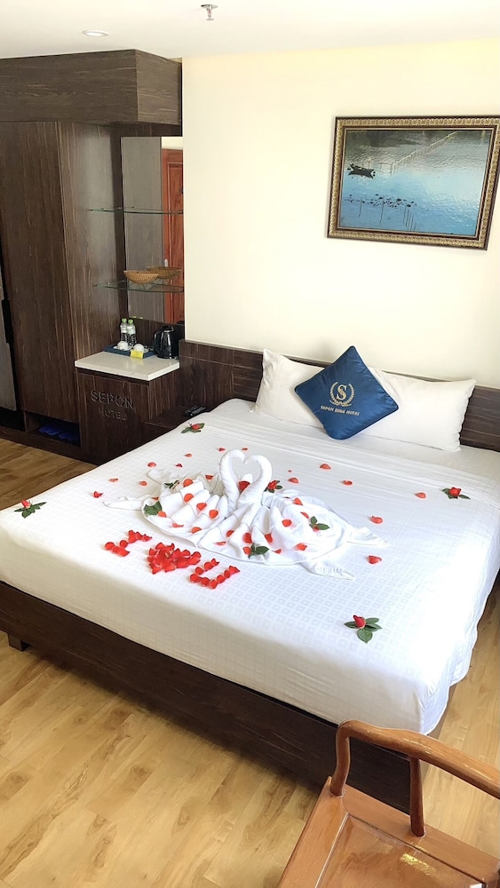 Sepon Blue Hotel 13/70