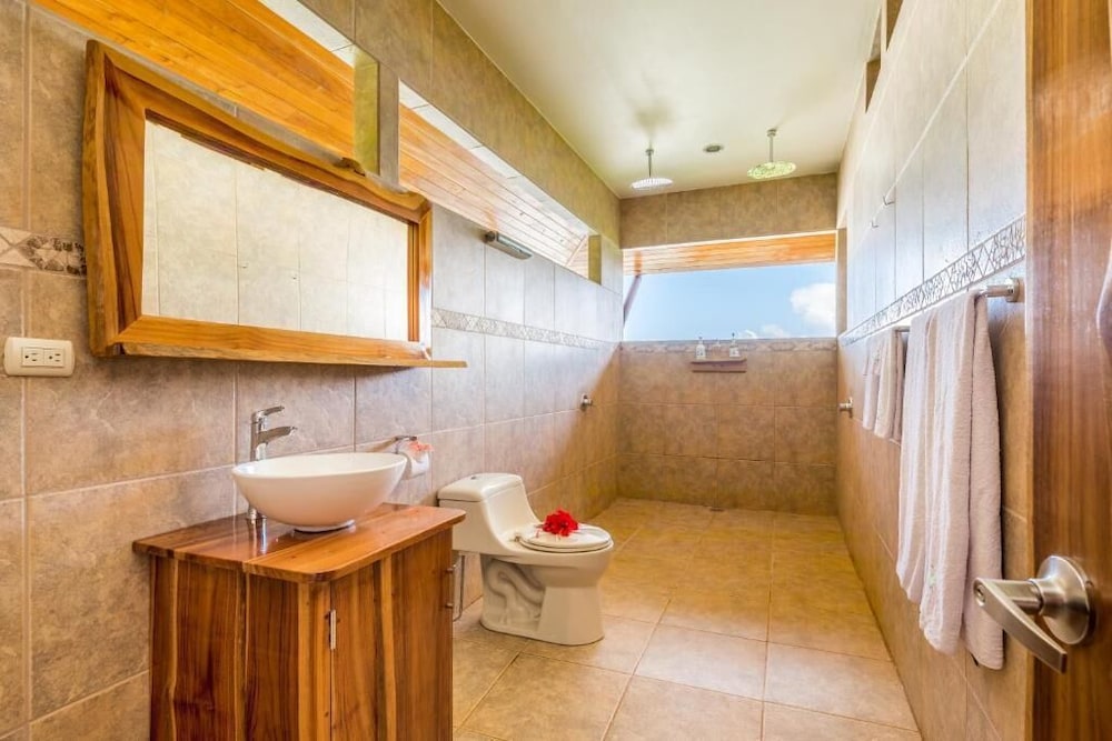 Drake Bay Getaway Resort 36/39