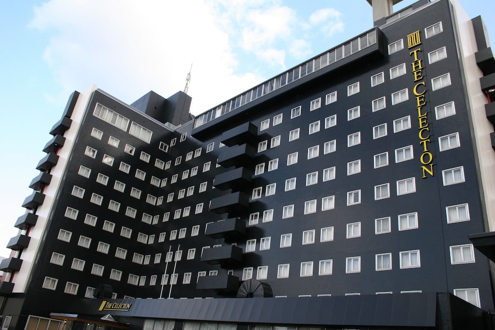 The Celecton Takamatsu (ex Okura Hotel Takamatsu) 2/38
