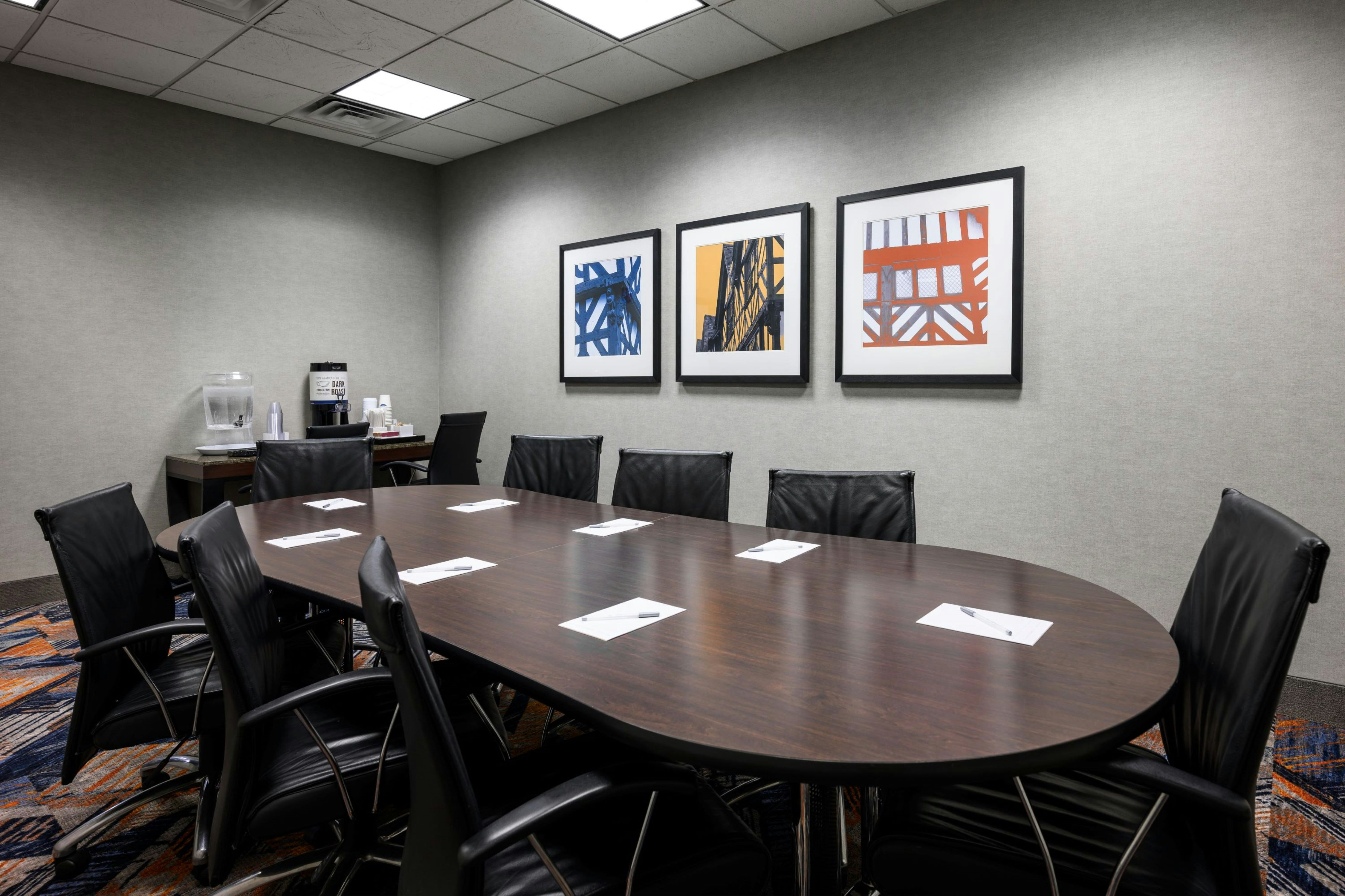 Hampton Inn Evansville Airport 52/70