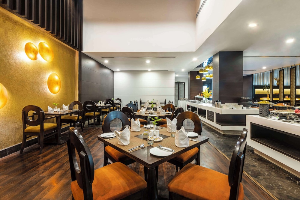 Gurmon Hotels Sohna Road Gurugram a Member of Radisson Individuals 60/75