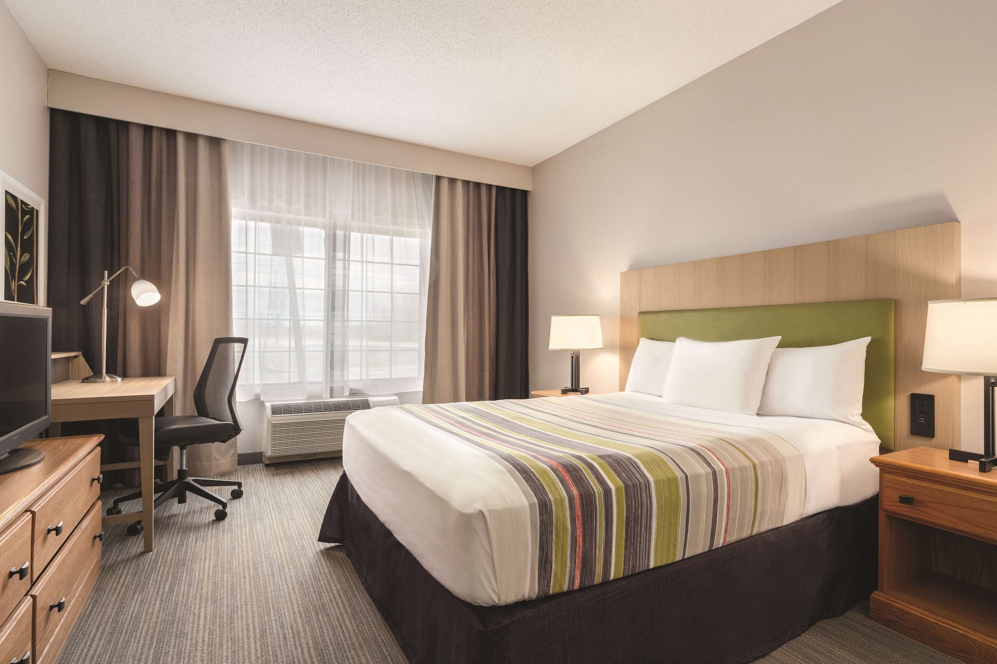 Room, Queen Bed