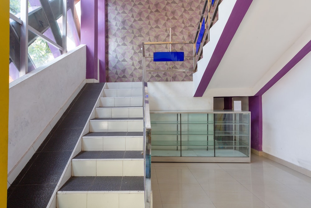 OYO 3428 Hotel Marimar 19/27