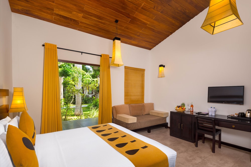 Chaarya Resort Spa By Chandrika 17/60