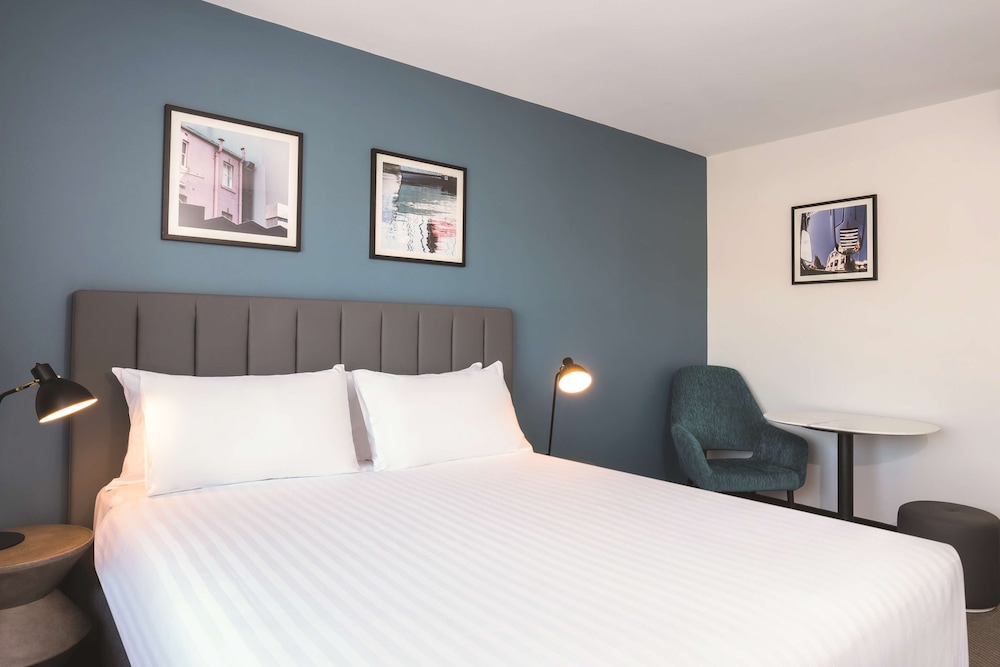 TRAVELODGE HOBART 28/70
