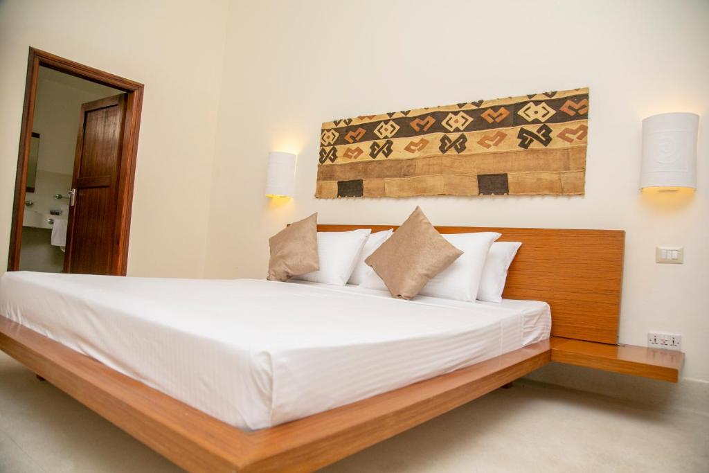 Room, Ocean Front