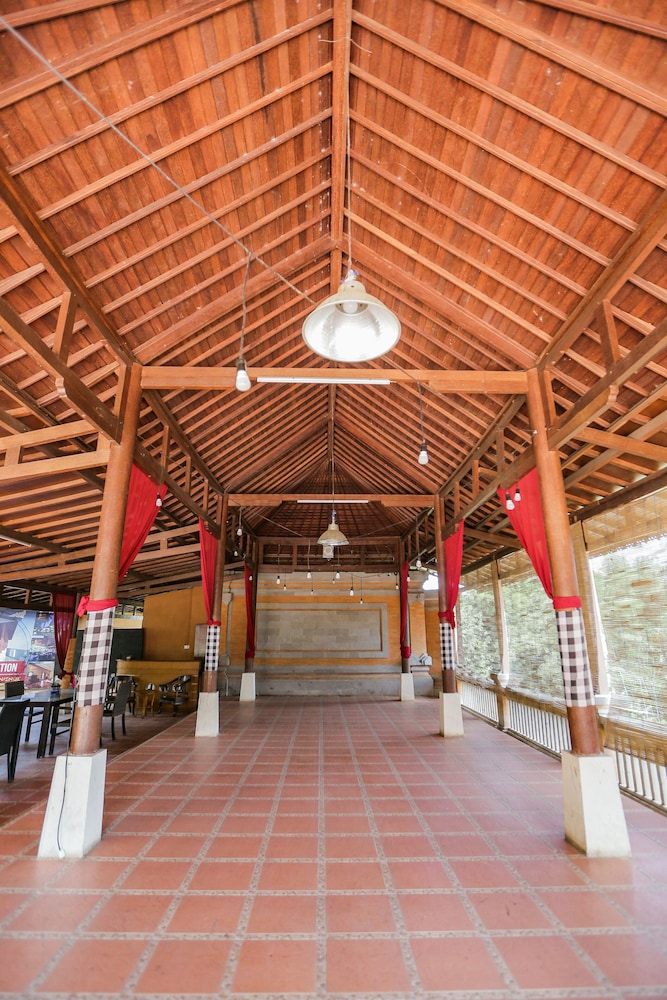 Ubud Hotel Villas Malang 61/76