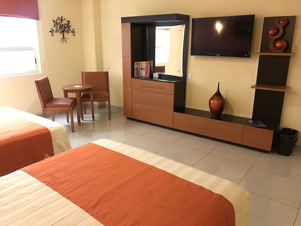 Hostalia Hotel Expo And Business Class 45/60