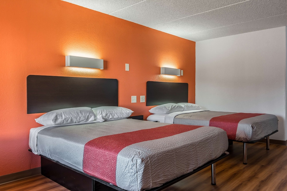 Motel6 White, GA - Cartersville 13/36