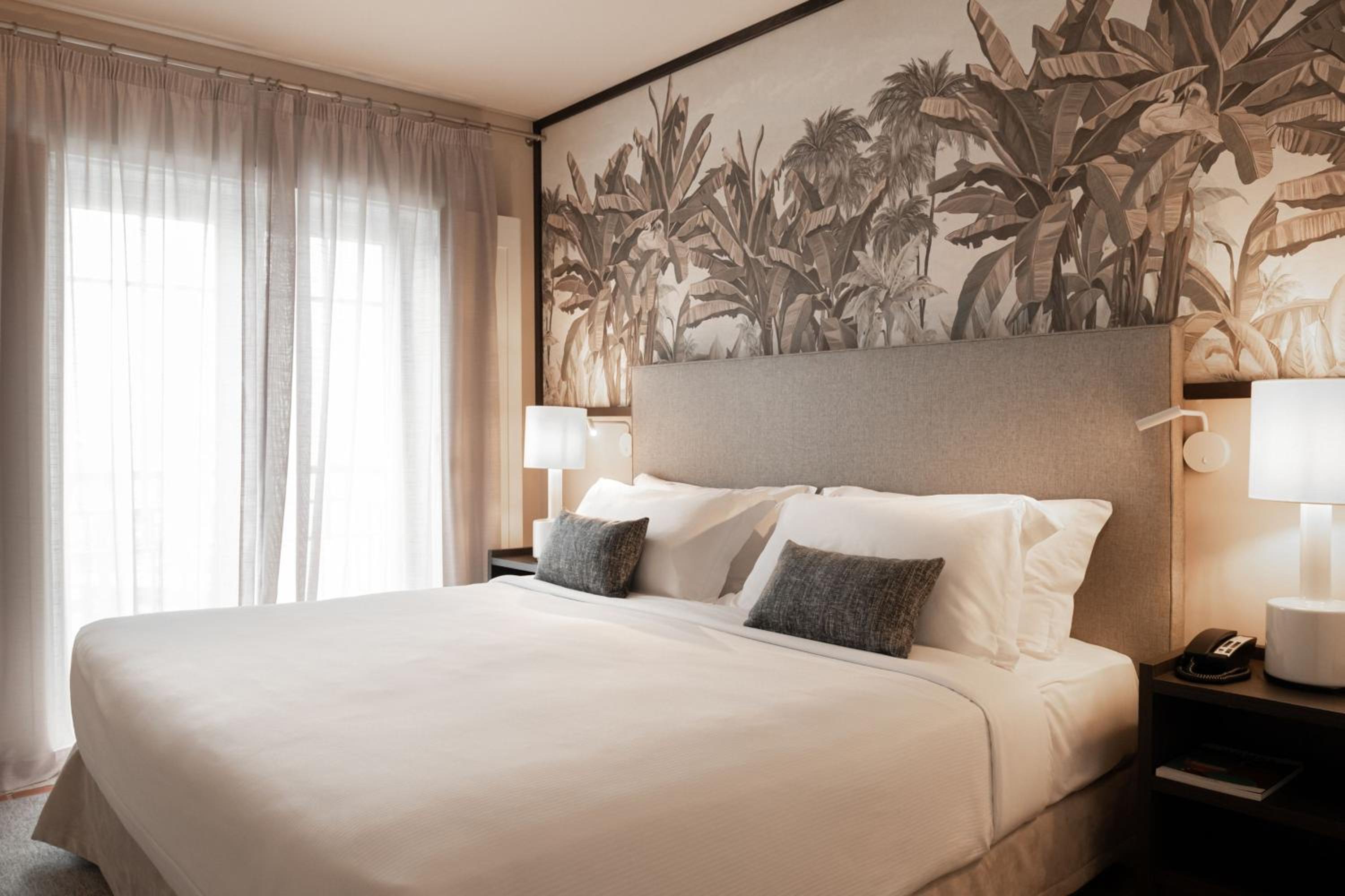 1 Bedroom, Elite, Tropical, Residence