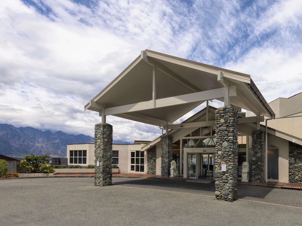 Movenpick Queenstown 2/45