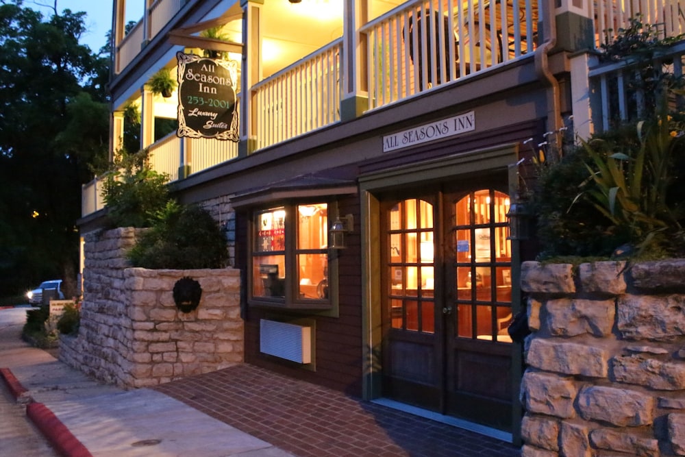 All Seasons Inn Eureka Springs 5/50