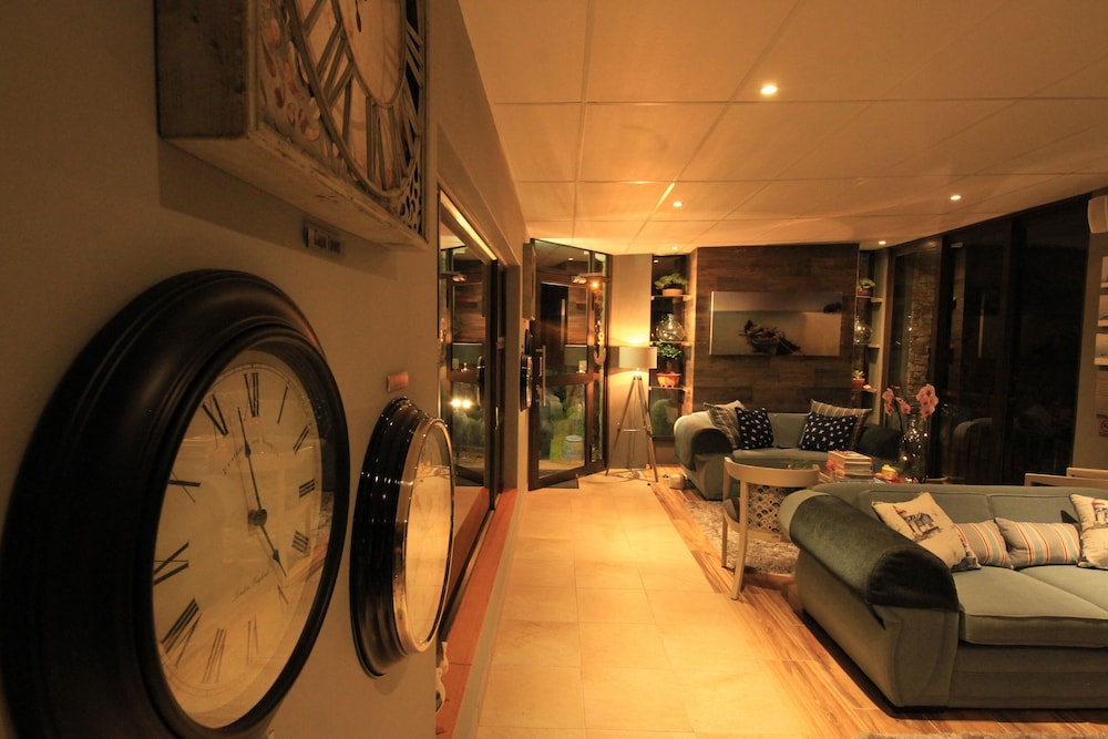 Bay View Somerset West 30/50