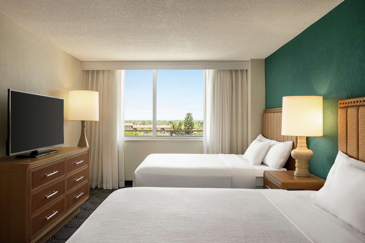 Suite, 2 Queen Beds, Sunset View, French Balcony