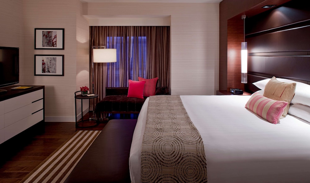 Grand Hyatt Washington 16/75