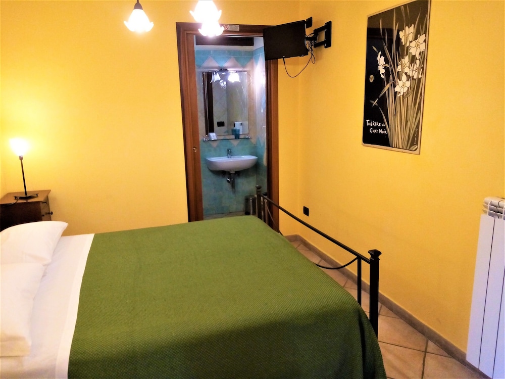Albergo Pace 24/74
