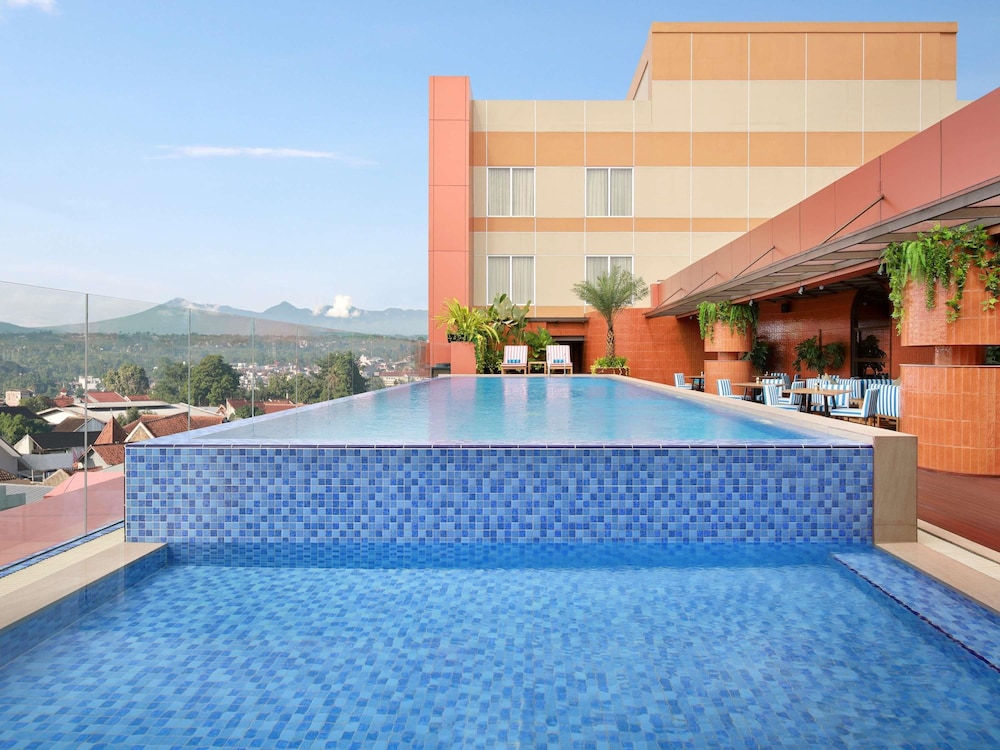 Mercure Garut City Center 25/40