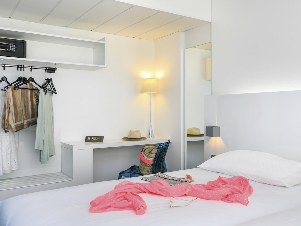 Ibis Styles Menton Centre 18/50