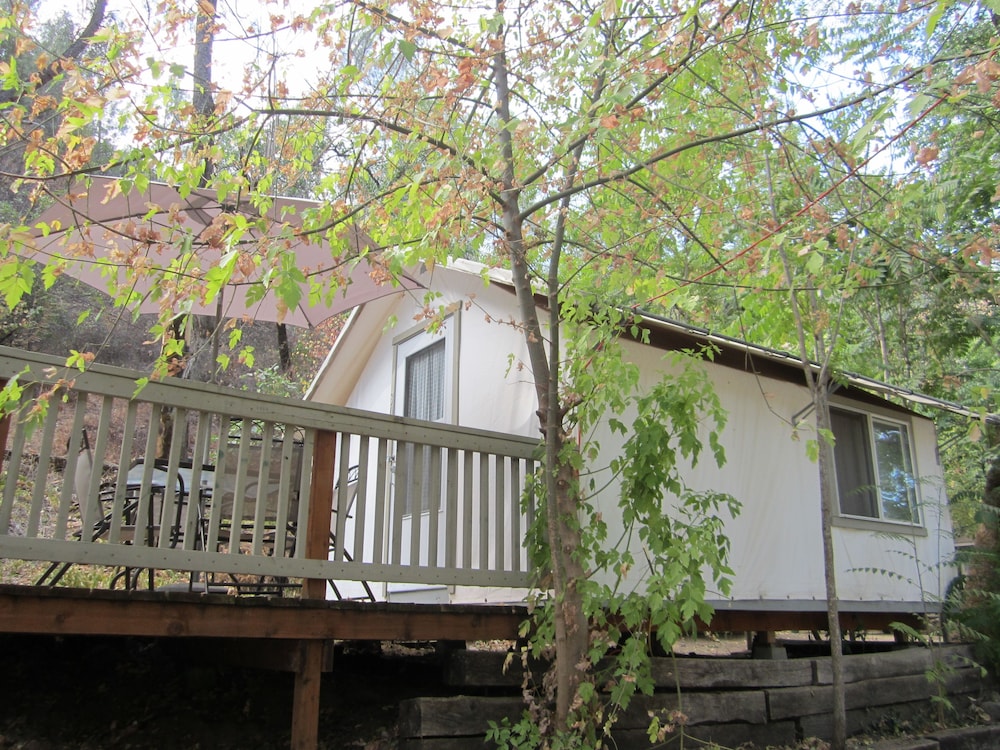 Indian Flat RV Park - Tent Cabins 17/58