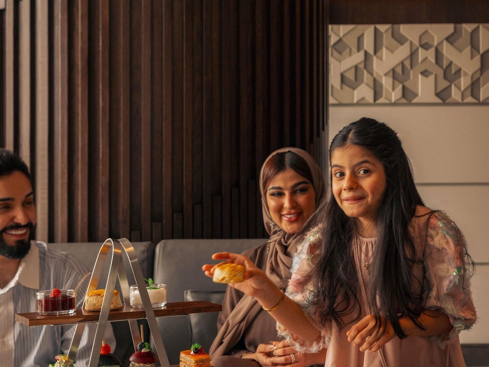 فندق وريزيدنس موفنبيك الرياض(Movenpick Hotel & Residences Riyadh) 12/57