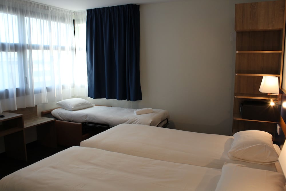 K Hotel 11/49