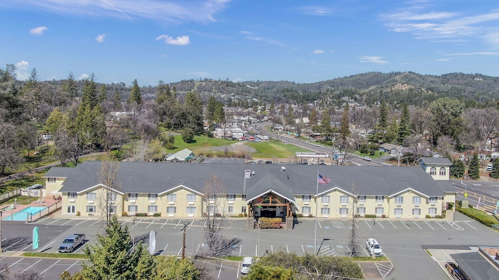 Murphys Suites 62/66