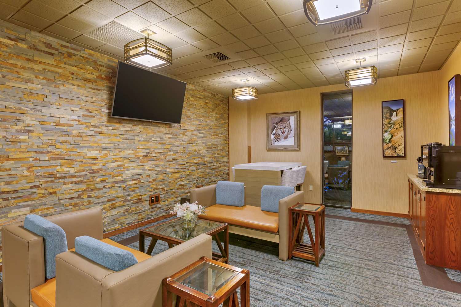 Best Western Plus Grantree Inn 37/52