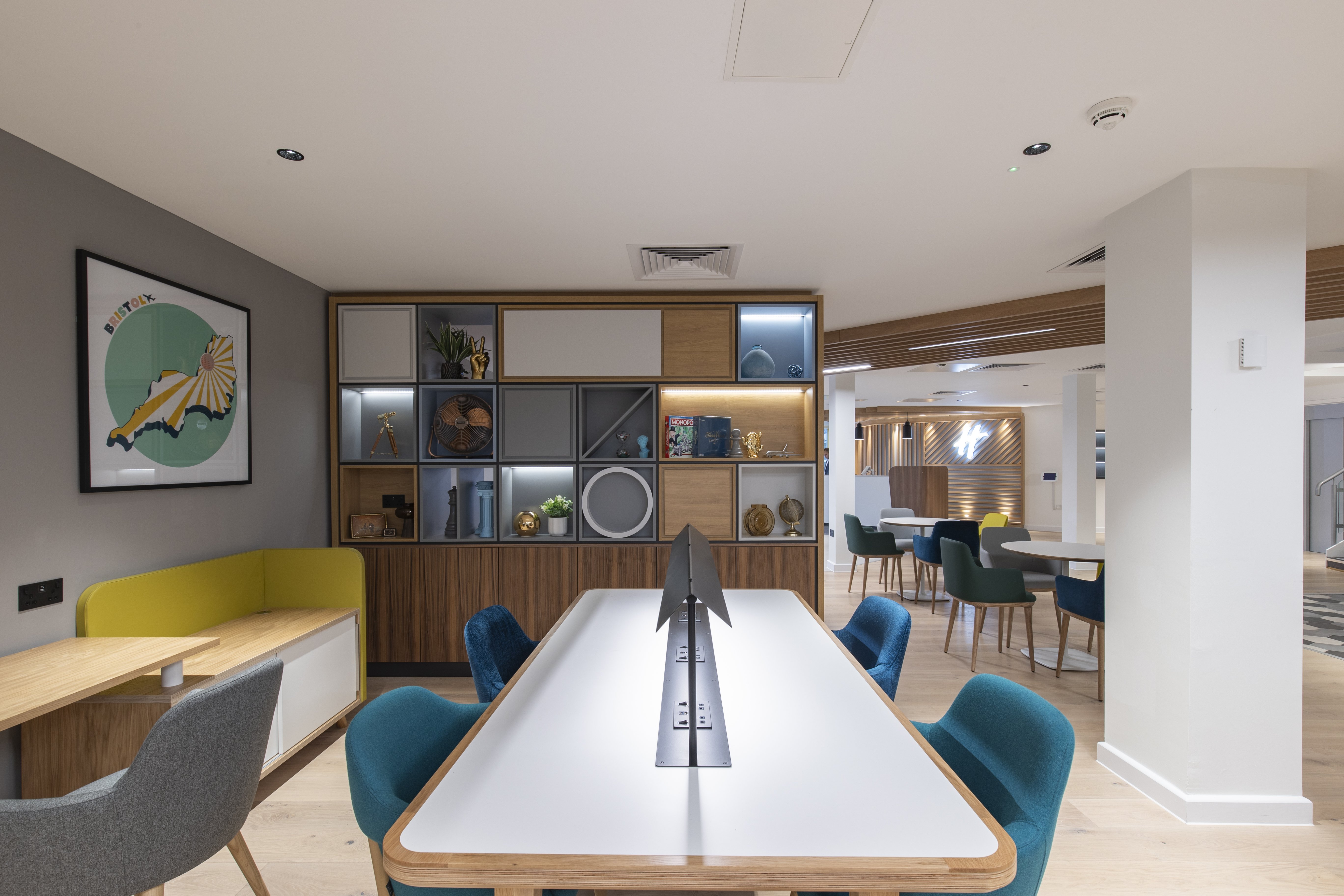 Holiday Inn Bristol Airport 32/43