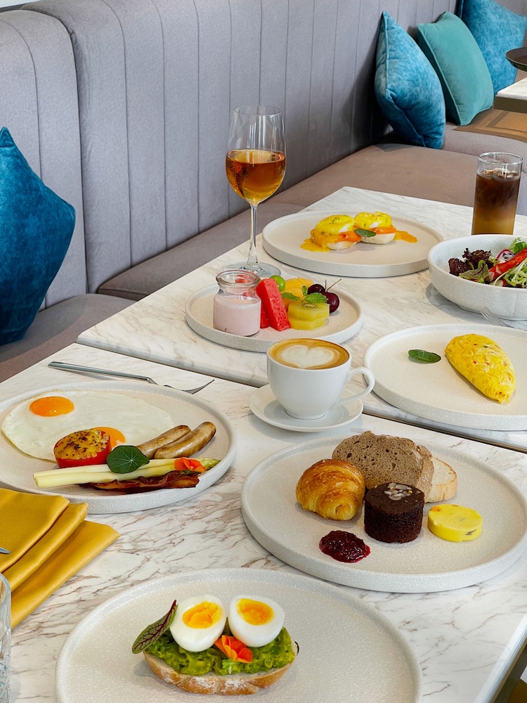 Charmant Suites a Boutique Hotel Can Tho 34/50