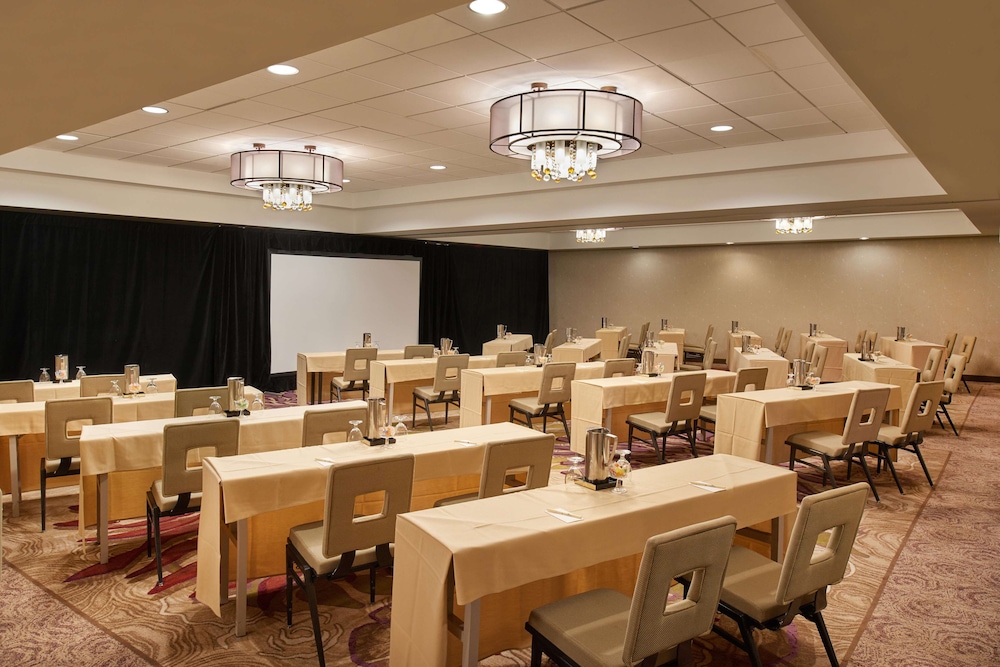 Doubletree By Hilton Hotel Irvine Spectrum 53/59