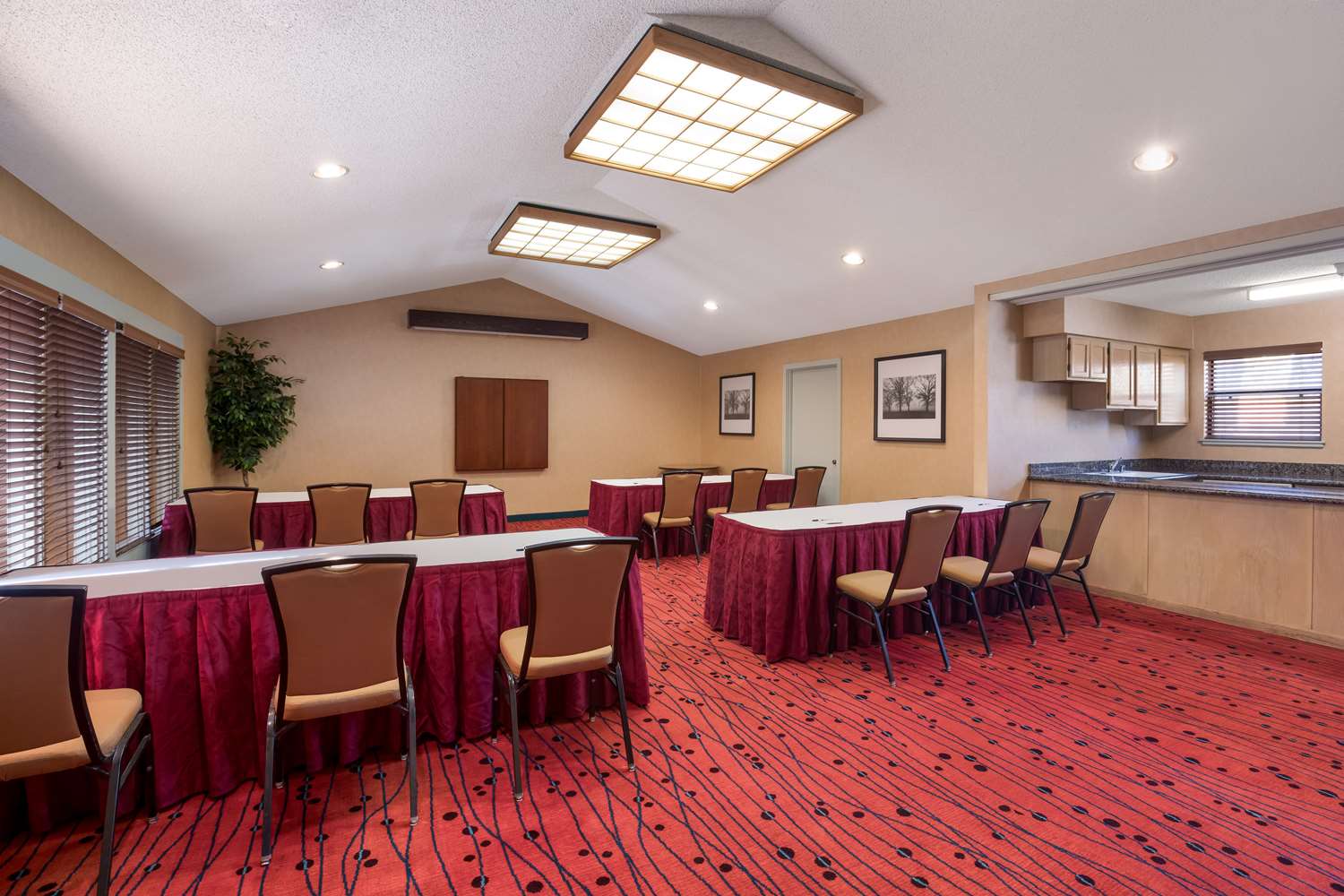 SenS Suites Livermore, SureStay Collection by Best Western 6/13