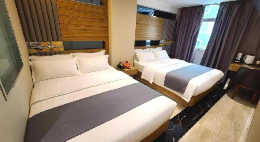 Hong Thai Hotel 9/35