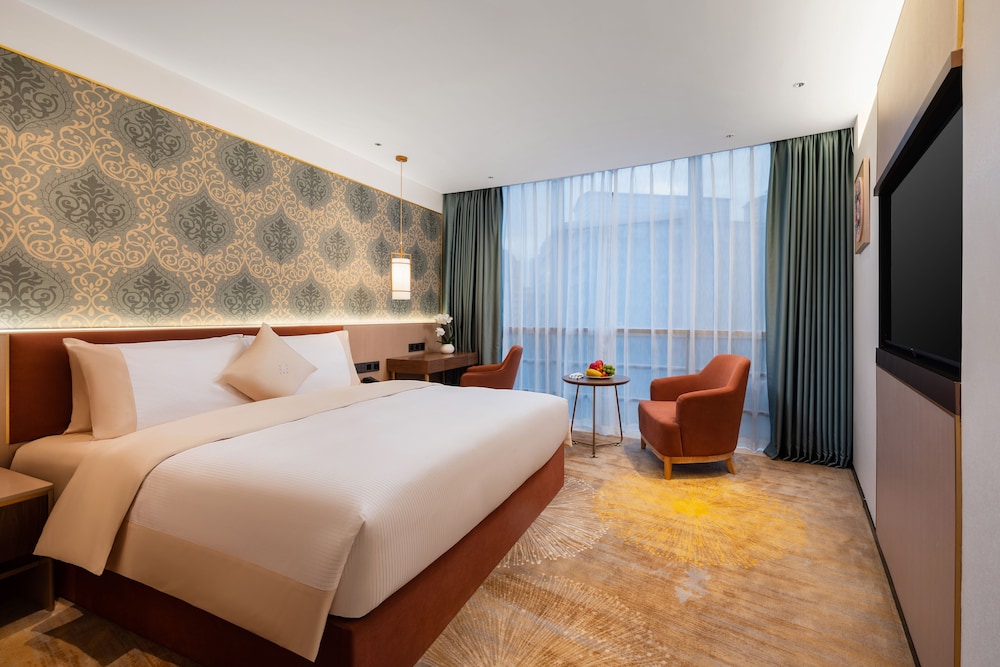 Premium, King Bed, Queen Bed