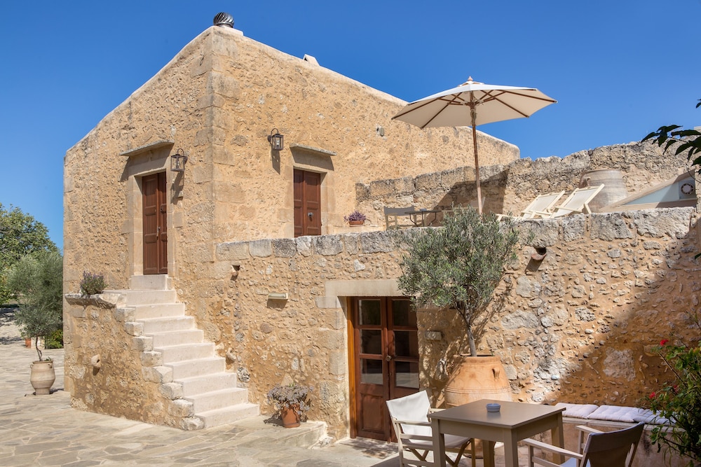 Kapsaliana Village Hotel 2/50