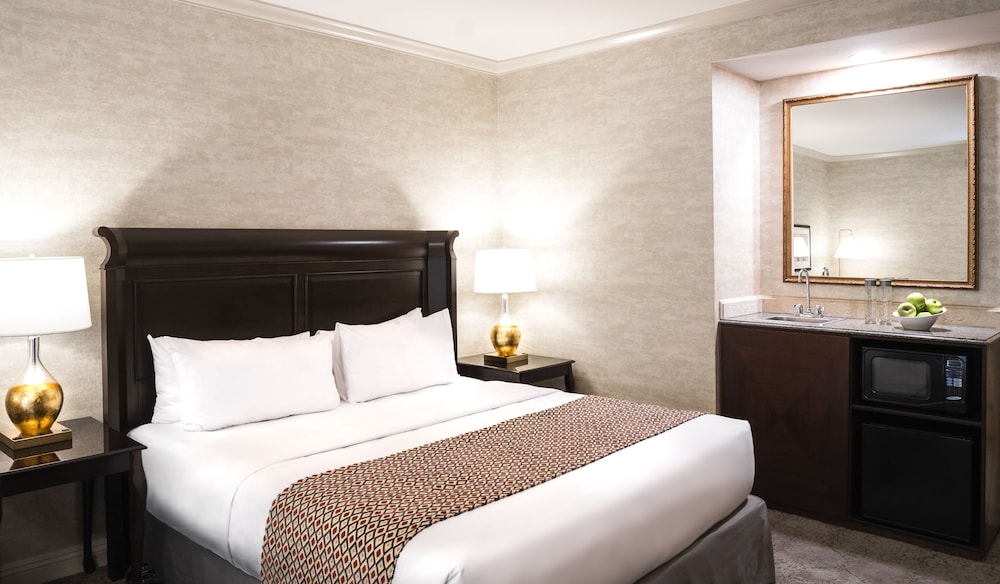 Ayres Hotel Suites Costa Mesa Newport Beach 8/50