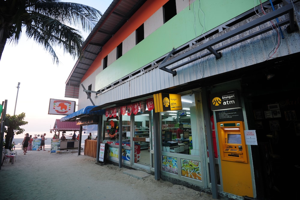 Slinky Hostel photo1