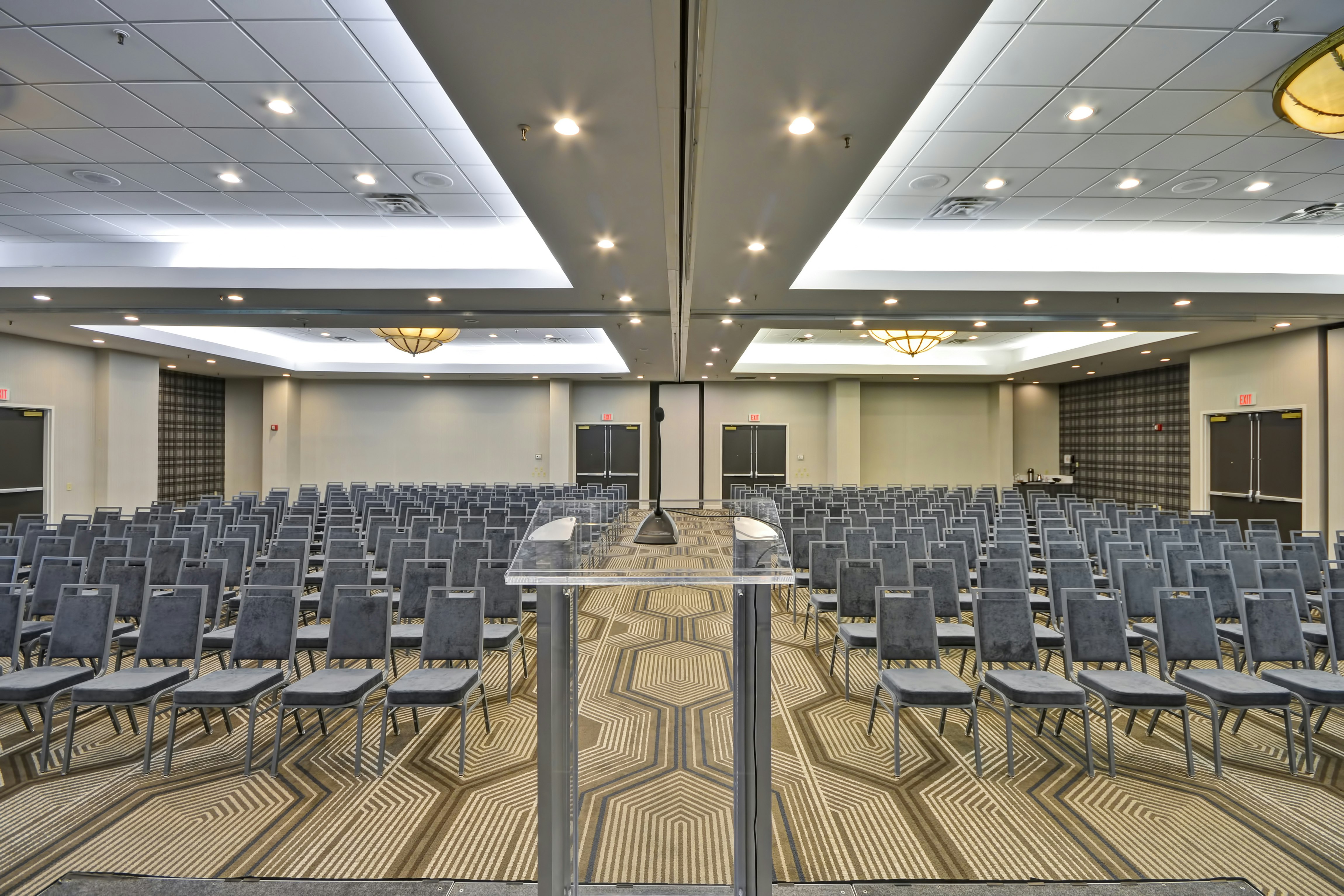 Embassy Suites Charlotte 56/73