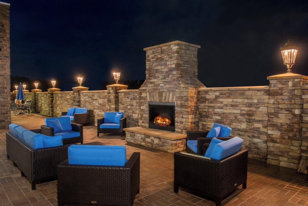 Fairfield Inn And Suites Washington 23/50