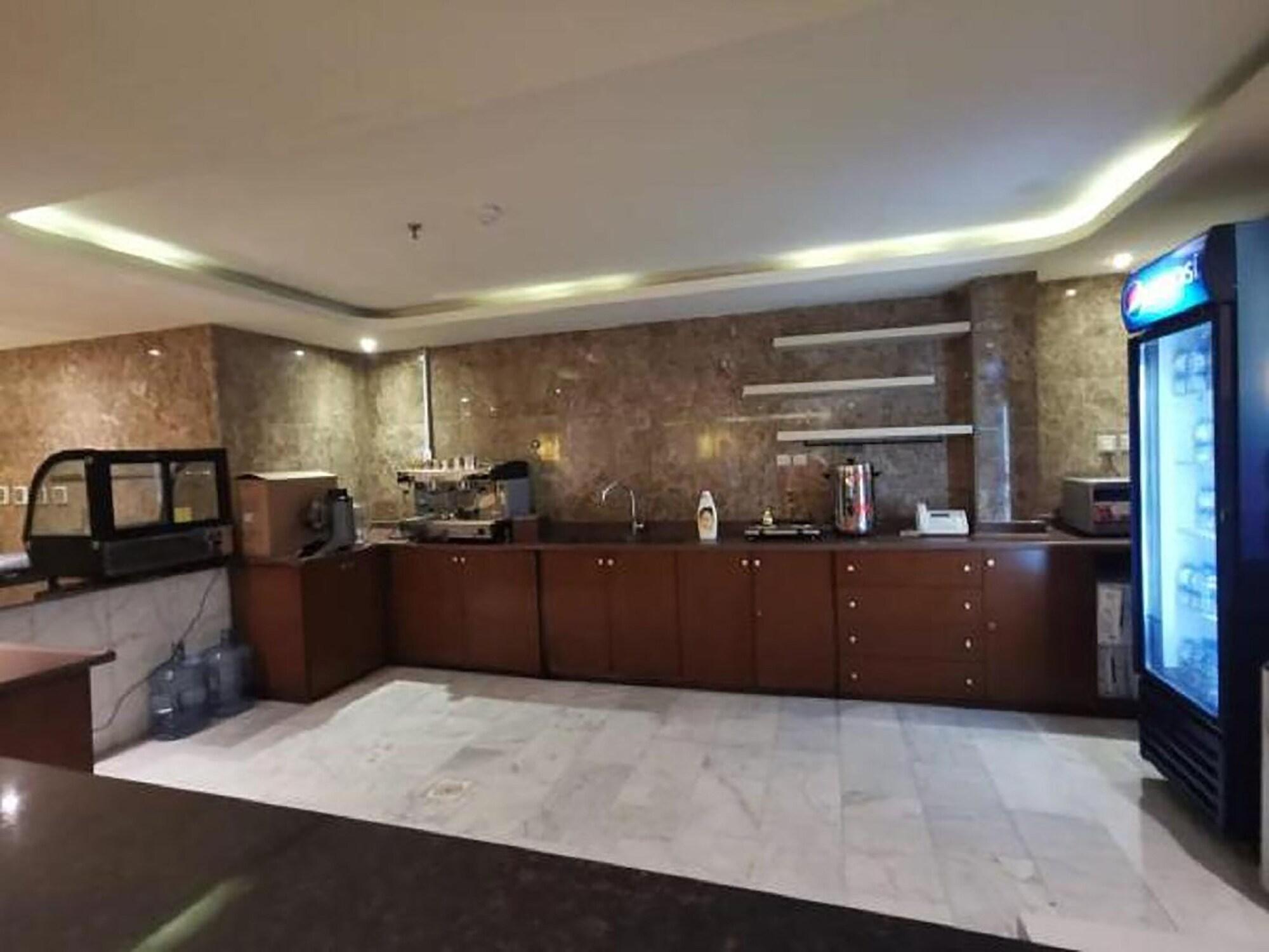 فندق أوزون(Ozone hotel) 1/21