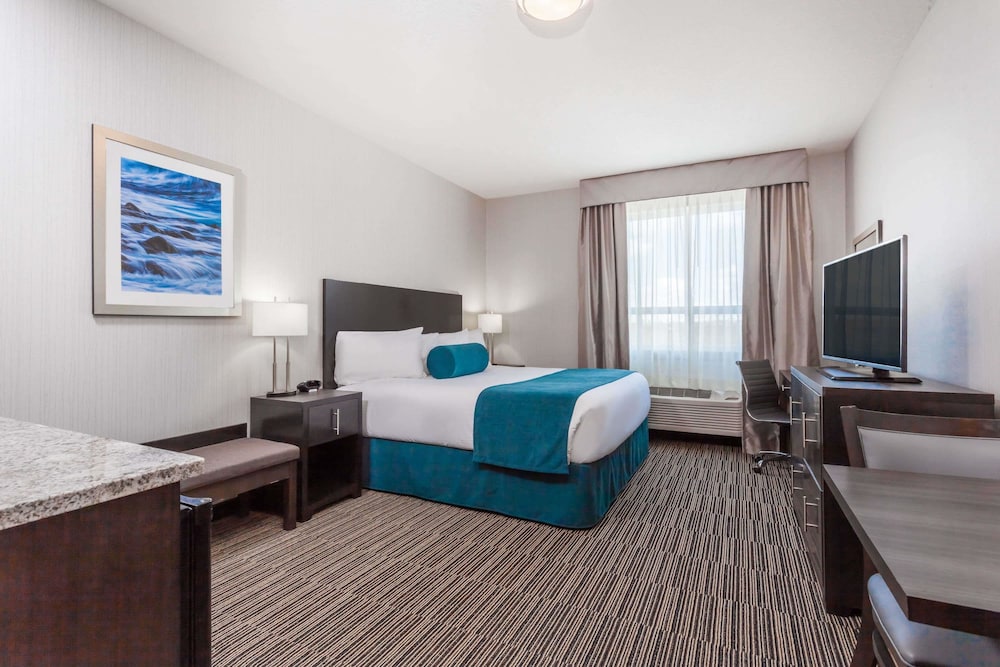 Best Western Plus Airdrie Gateway 13/50